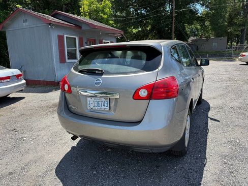 Used 2011 Nissan Rogue S FWD image 8