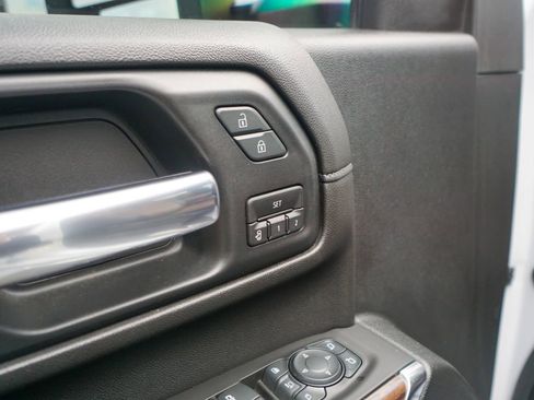 Used 2020 Chevrolet Silverado 2500 High Country w/ Z71 Off-Road Package image 19