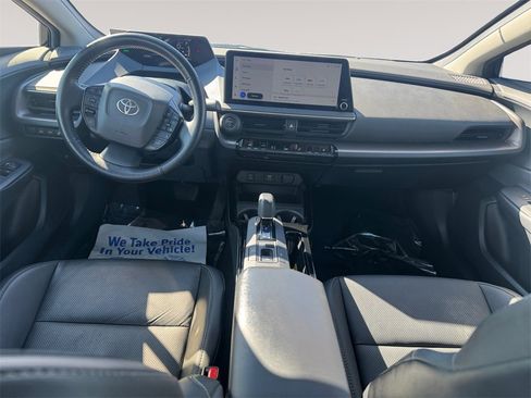 Used 2024 Toyota Prius XLE image 10
