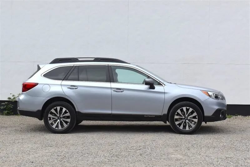 Used 2015 Subaru Outback 2.5i Limited w/ Popular Package #4 AWD/4WD image 6