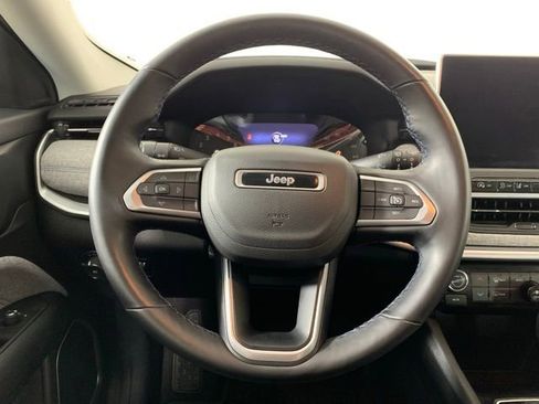 Used 2022 Jeep Compass Latitude w/ Convenience Group image 15