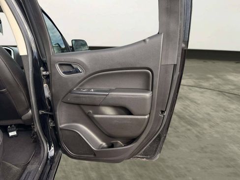 Used 2017 GMC Canyon SLT w/ Driver Alert Package AWD/4WD image 17
