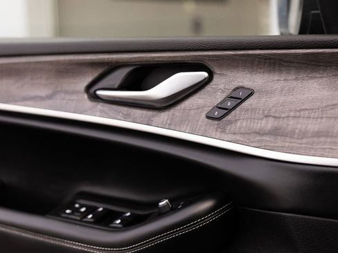 Used 2021 Jeep Grand Cherokee L Limited image 21