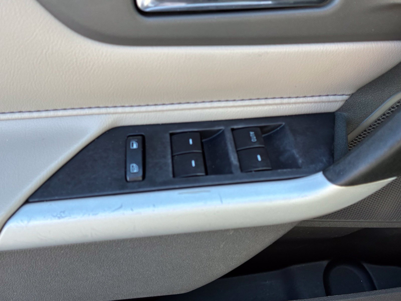 Used 2011 Ford Edge Limited w/ 302A Rapid Spec Order Code FWD image 13