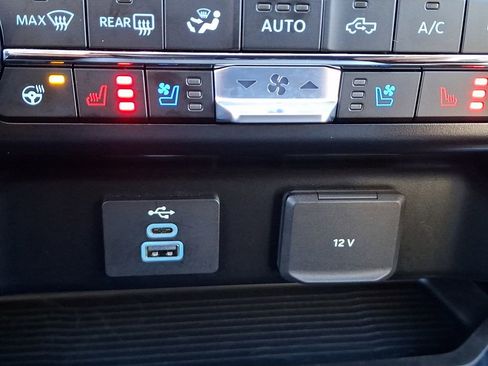 Used 2025 Ford F350 Lariat w/ Camper Package AWD/4WD image 27