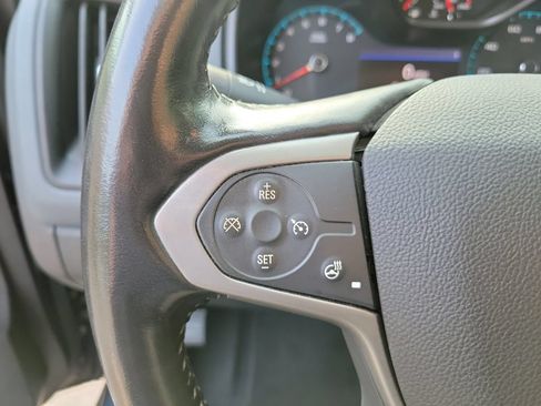 Used 2020 Chevrolet Colorado Z71 AWD/4WD image 27