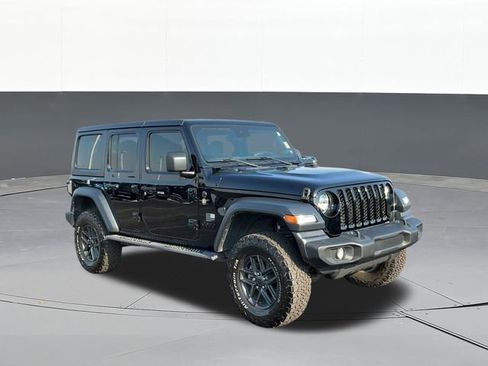 Used 2024 Jeep Wrangler Sport S image 1