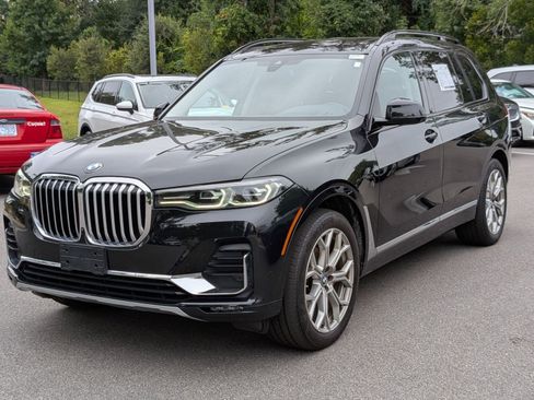 Used 2022 BMW X7 xDrive40i w/ Premium Package image 7