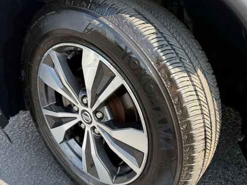 Used 2019 Nissan Murano SV image 39