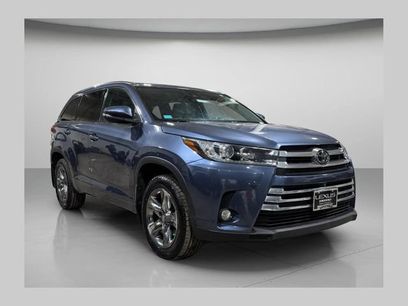 Used 2018 Toyota Highlander Limited Platinum