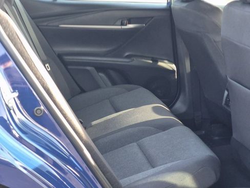 Used 2025 Toyota Camry LE image 19