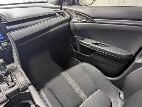 Used 2020 Honda Civic Sport image 8