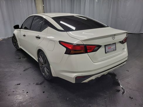 Used 2019 Nissan Altima 2.0 Edition One image 7