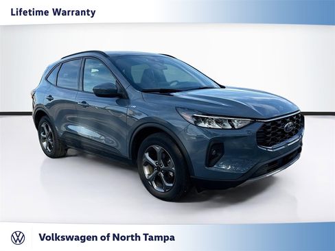Used 2025 Ford Escape ST-Line Select image 1
