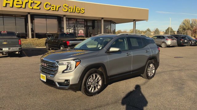 Used 2024 GMC Terrain SLT AWD/4WD image 4