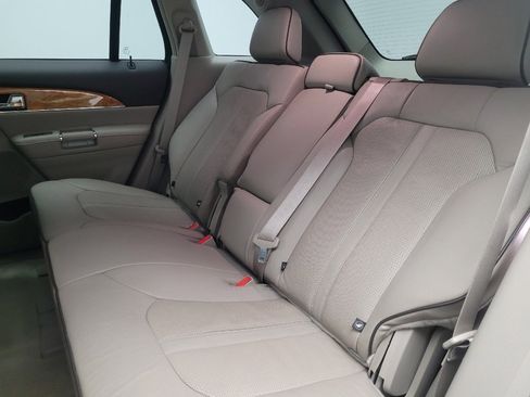 Used 2015 Lincoln MKX FWD w/ Equipment Group 102A image 18