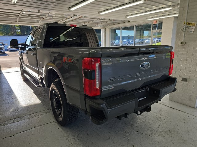 Used 2024 Ford F250 Lariat w/ Lariat Ultimate Package AWD/4WD image 3