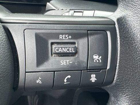 Used 2025 Nissan Kicks S AWD/4WD image 30