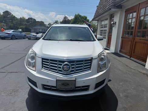 Used 2014 Cadillac SRX Luxury AWD/4WD image 9