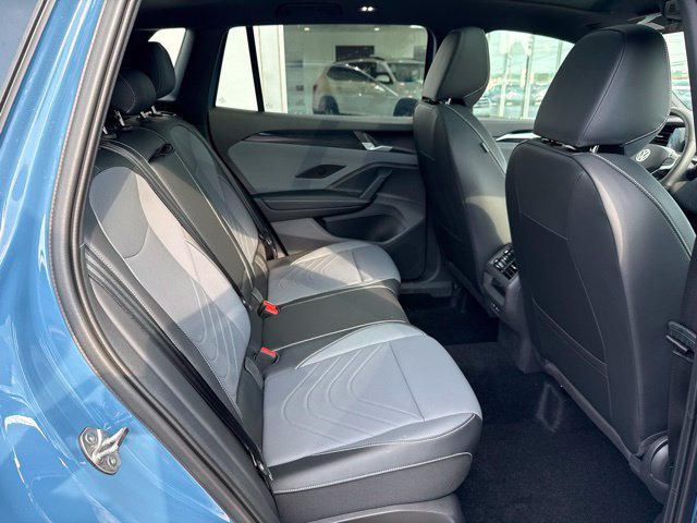 New 2026 Volkswagen Tiguan SE R-Line AWD/4WD image 33