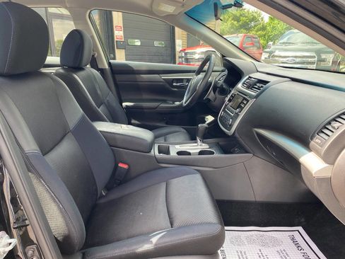 Used 2016 Nissan Altima 2.5 SR FWD image 28