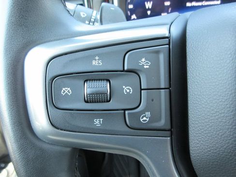 Certified 2025 Chevrolet Silverado 1500 LTZ AWD/4WD image 30