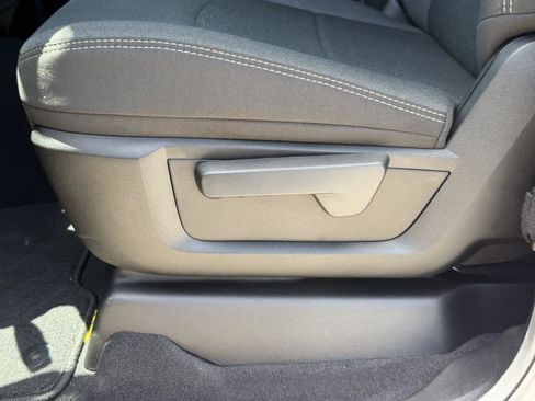 Used 2025 RAM 2500 Tradesman AWD/4WD image 13