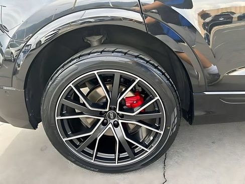 Used 2023 Audi Q8 Premium Plus AWD/4WD image 13