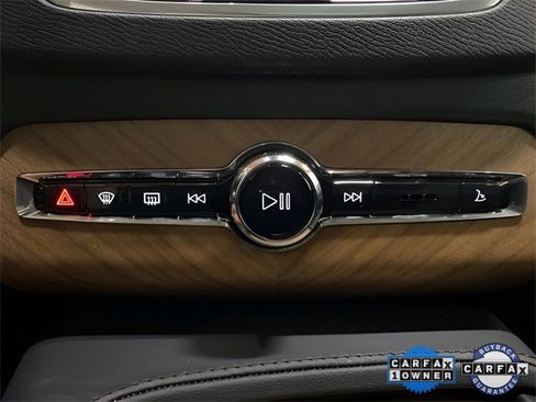 Used 2025 Volvo XC90 B6 Plus image 45