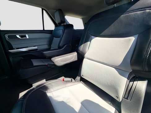 Certified 2023 Ford Explorer XLT w/ Equipment Group 202A image 25