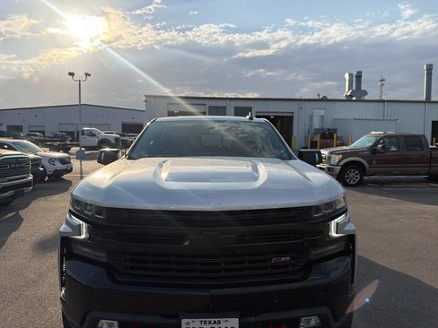 Used 2021 Chevrolet Silverado 1500 LT Trail Boss w/ Convenience Package II AWD/4WD image 8