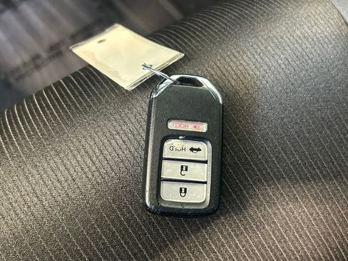 Used 2022 Honda Accord Sport image 42