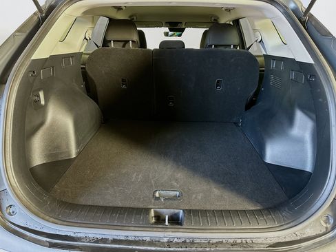 Used 2025 Kia Sportage LX image 27