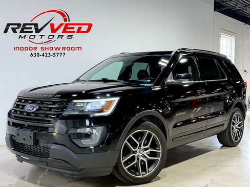 Used 2017 Ford Explorer Sport w/ Equipment Group 401A AWD/4WD image 1