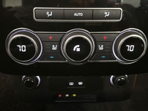 Used 2016 Land Rover Range Rover Long Wheelbase Autobiography AWD/4WD image 38