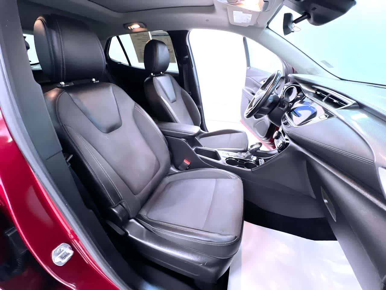 Used 2021 Buick Encore GX Select w/ Experience Buick Package FWD image 35