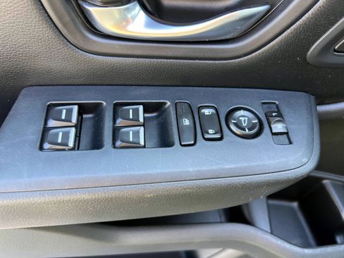 Certified 2023 Honda Pilot Touring image 16