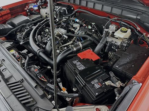 Used 2024 Ford Bronco Wildtrak image 28