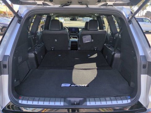 New 2026 Lexus TX 500h AWD image 22