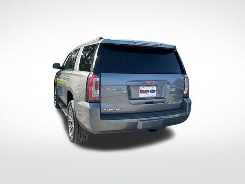 Used 2020 GMC Yukon SLT RWD image 3