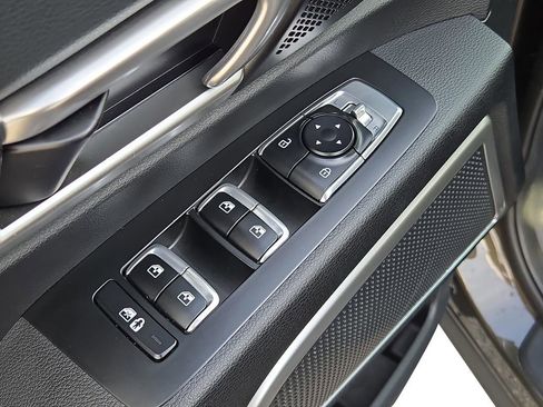 Certified 2023 Kia Telluride S image 16