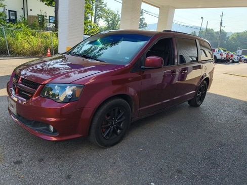 Used 2019 Dodge Grand Caravan GT FWD image 5