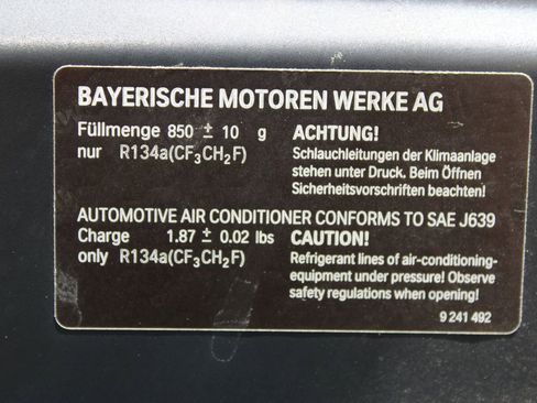 Used 2015 BMW 750Li image 26