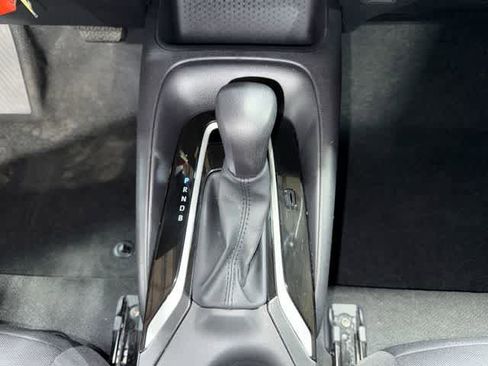 Used 2025 Toyota Corolla LE FWD image 29
