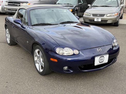 Used 2003 MAZDA MX-5 Miata SE image 25