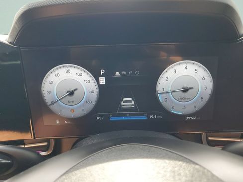 Certified 2024 Hyundai Elantra SEL FWD image 22