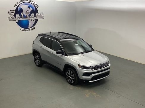 New 2025 Jeep Compass Limited w/ Elite Group AWD/4WD image 9