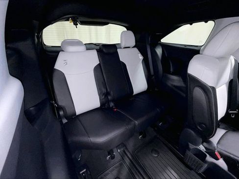 Used 2026 Toyota Sienna XSE AWD/4WD image 28