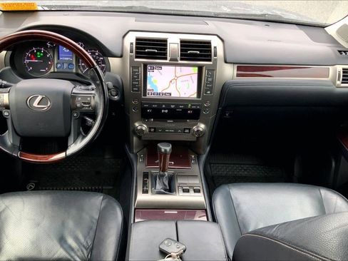 Used 2016 Lexus GX 460 image 14