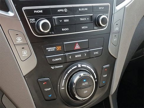 Used 2018 Hyundai Santa Fe Sport image 14